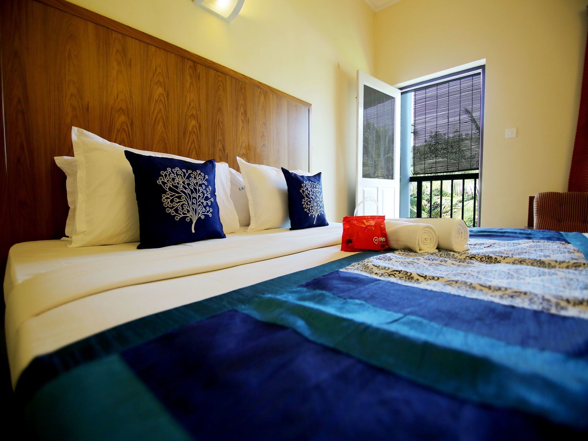 Oyo 2887 Hotel Sn International Kumily Eksteriør bilde